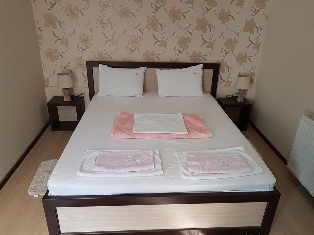 Lira Inn Ni Dış mekan fotoğraf